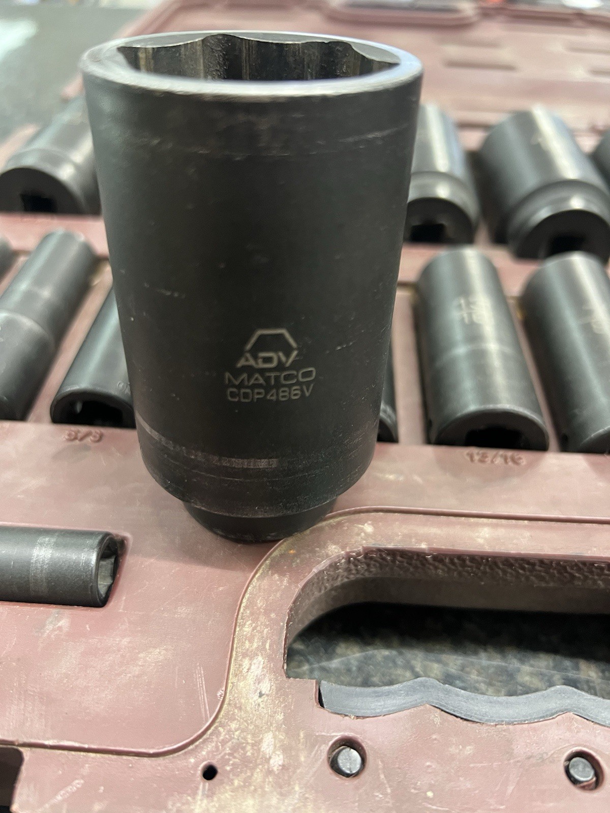 Matco Tools SCDP196V 19 Piece SAE 1/2” Drive Deep Impact Socket Set