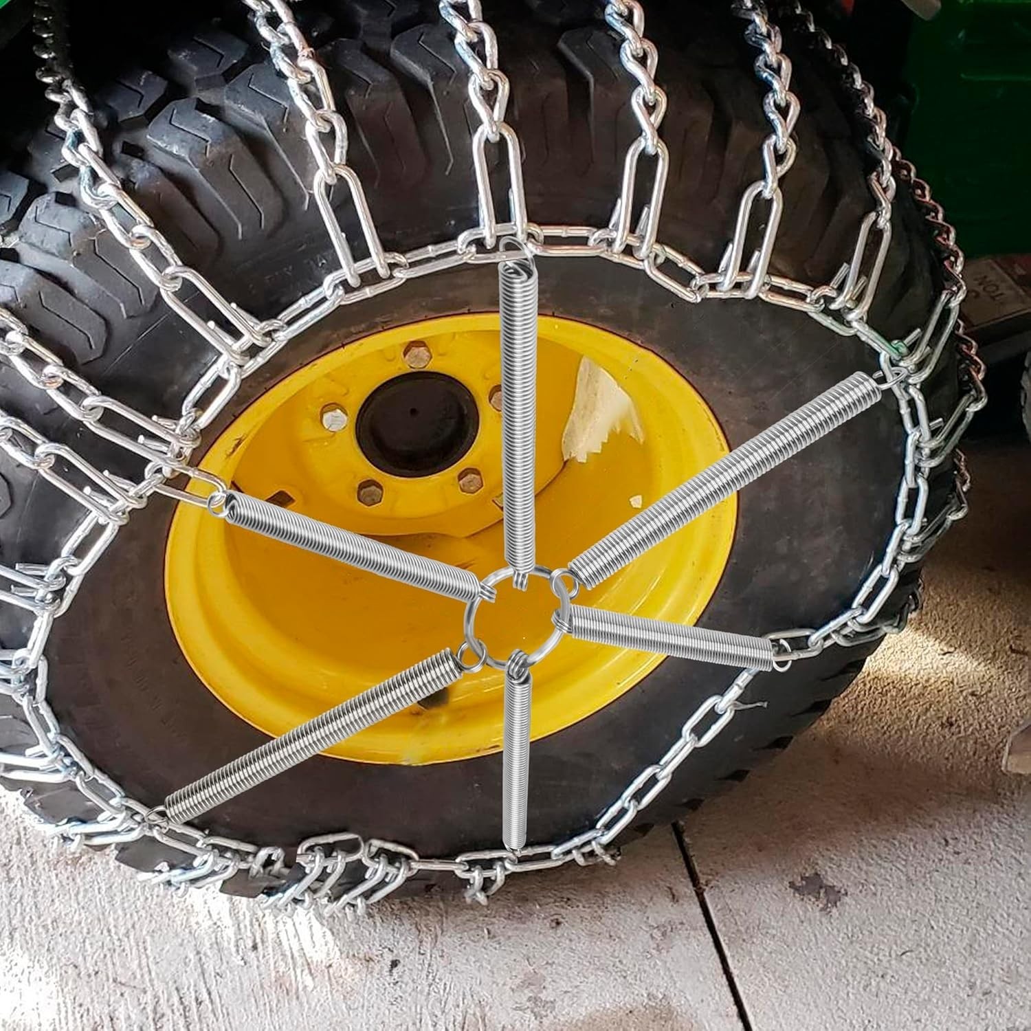 Secure Your Tires with Tough Snow Chain Tighteners – Fits Most Vehicle Sizes