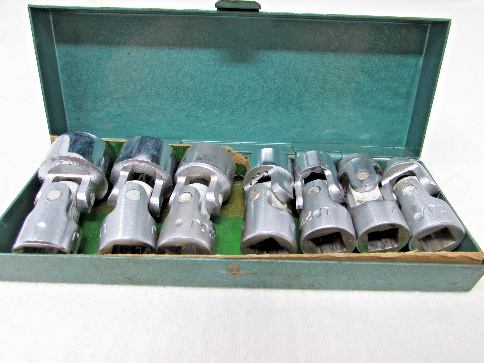 Made in USA Thorsen Set No. 3808U Seven SAE Swivel Wobble Sockets in Metal Box