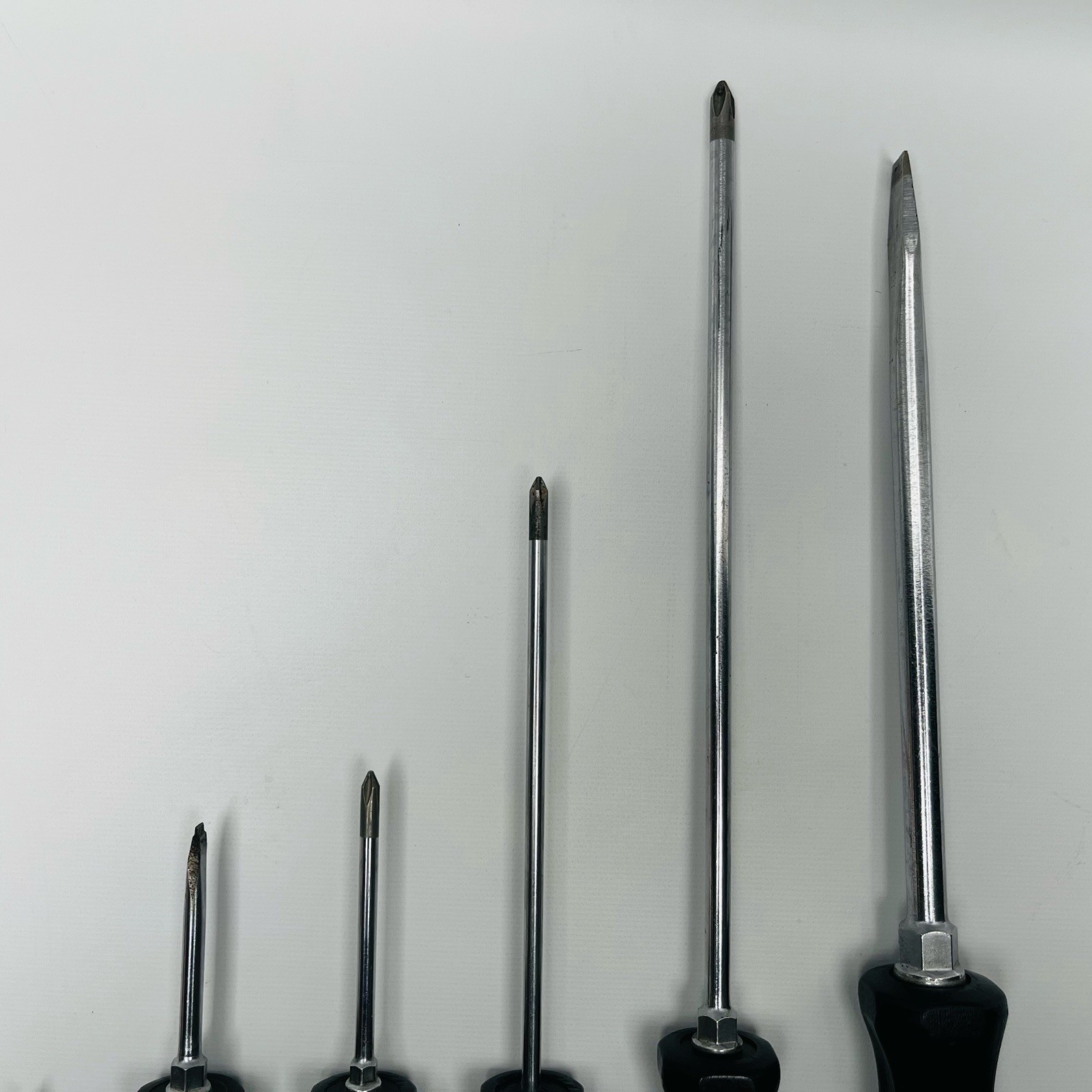 Snap On Lot Of 10 Tools, Screwdrivers, Cotter Pin Puller & Scratch awl