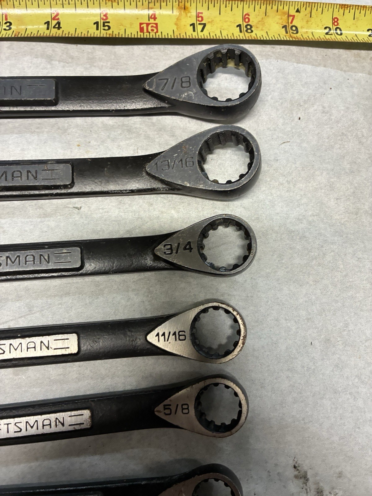 CRAFTSMAN 12-pc SAE Universal Spline Combination Wrench set 1/4-7/8” black oxide