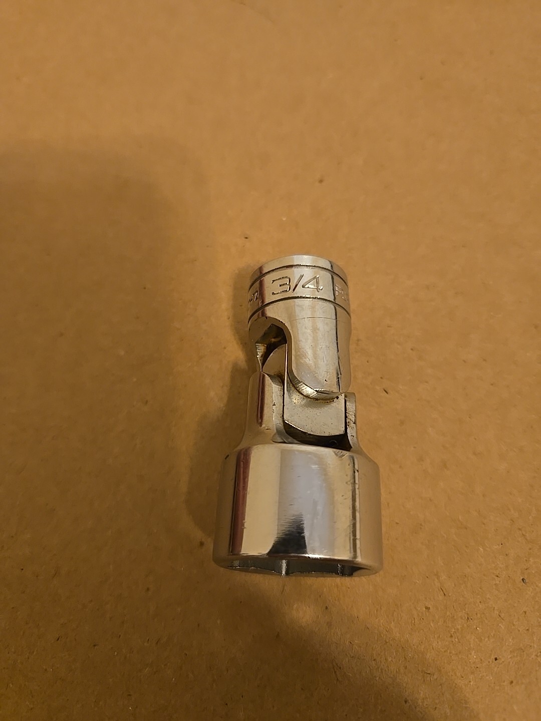 Snap On 3/8″ Drive 3/4″ 6PT SAE Chrome Universal Swivel Socket FS24