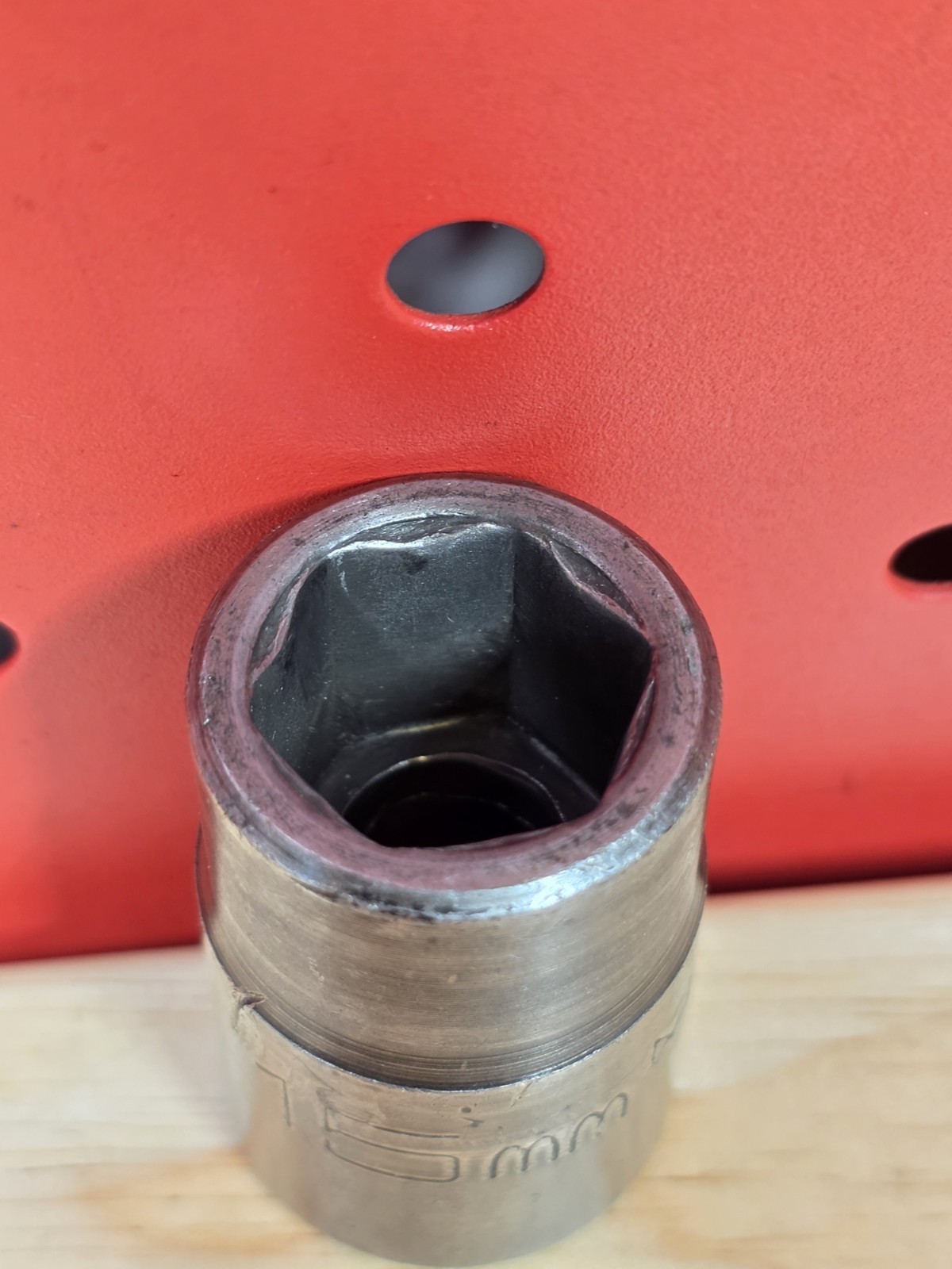 Matco Tools CP15M6 15mm Metric 1/2″ Drive Shallow 6-Point Impact Socket