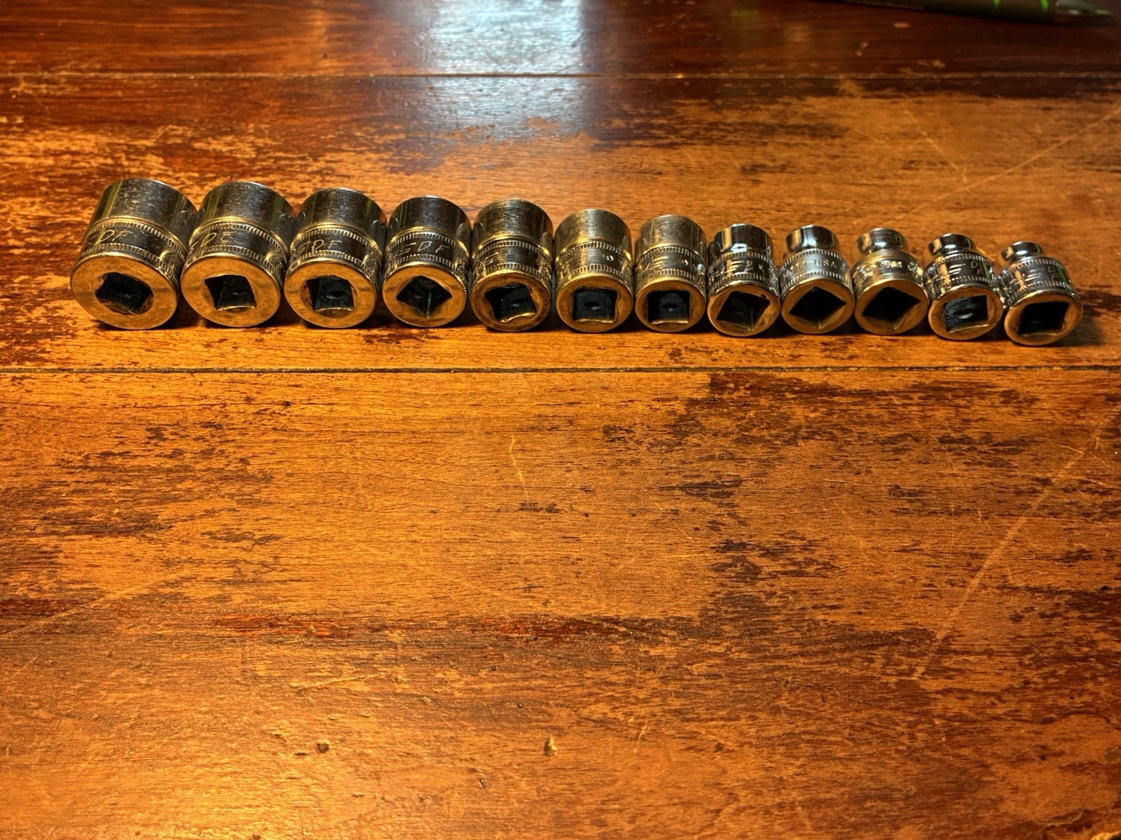 SNAP-ON 3/8 DRIVE 12 PC METRIC SHALLOW SOCKET SET8-19MM 6 POINT READ DESCRIPTION