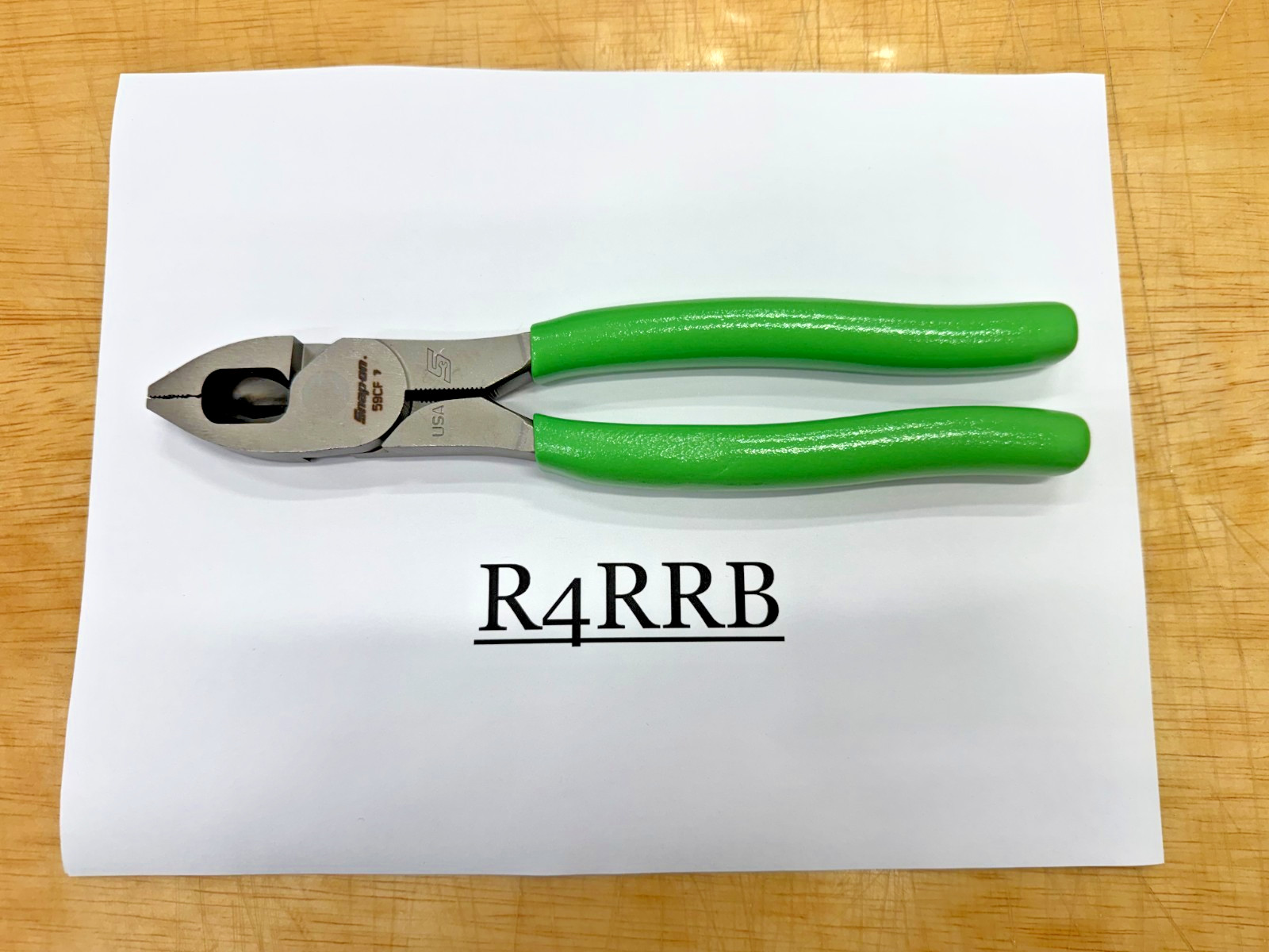 Snap-on Tools USA NEW 9″ GREEN Soft Grip HD Combination Lineman’s Pliers 59CFG