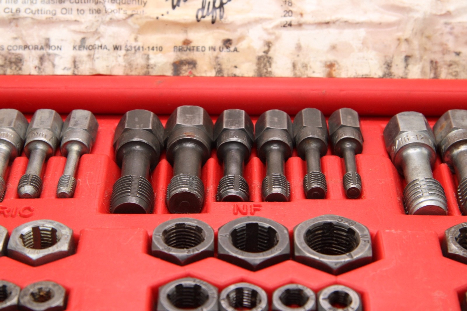 Snap-on RTD42 45 Piece Fractional Metric Rethreading Set USA w/Extra Files