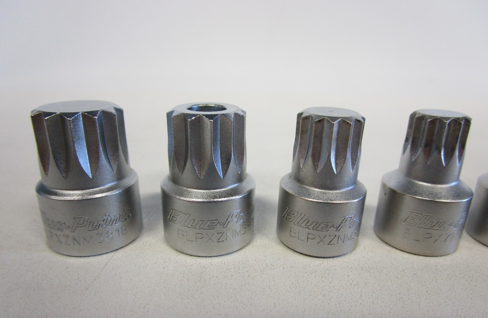 Blue Point BLPXZNM389 9pc 3/8″ Drive Triple Square Bit Stubby Socket Driver Set