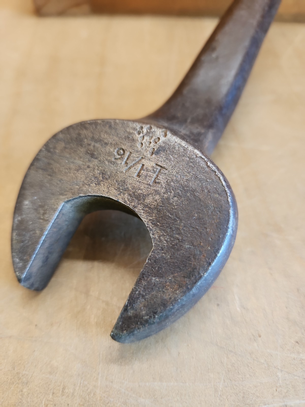Vintage Fairmount 1-1/16″ Wrench Open End Spud Tip Offset #907 USA