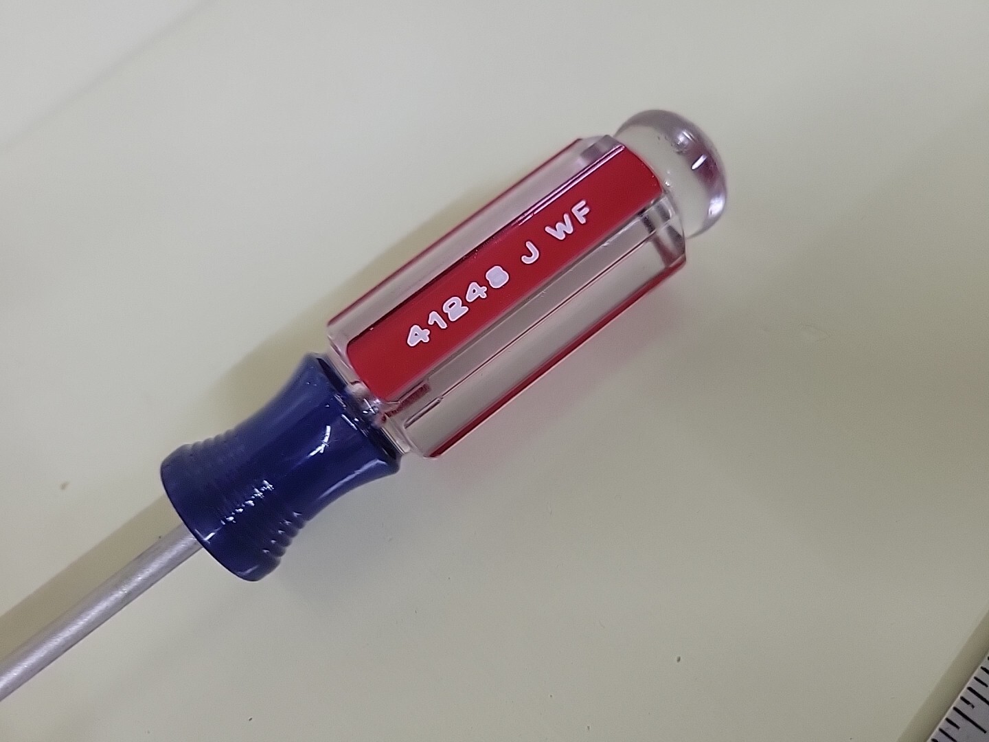Craftsman 41248 Screwdriver 8″ Round Shaft 11-3/4″ Long Flat 3/16″ Tip NOS USA