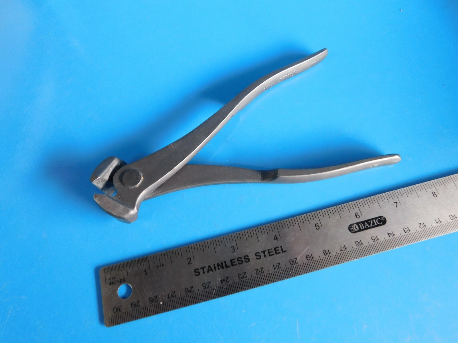 USED, SNAP ON TOOLS END CUT PLIERS , PART# 17C ,USA