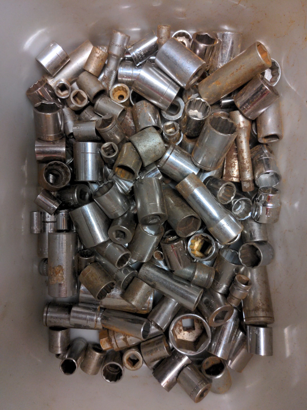 Lot of 5LB Sockets/Extensions/Couplers – NO Guarantee on Brand or Sizes