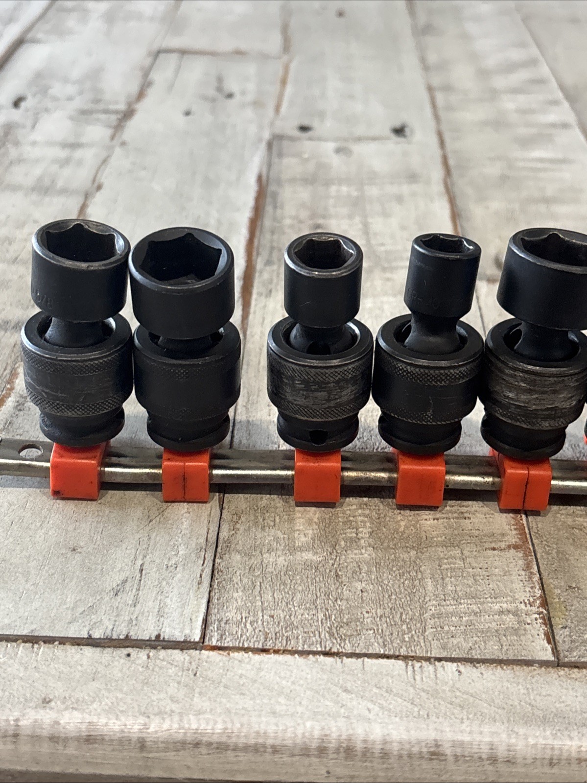 T&E Tools Swivel Sockets 3/8″ Drive – Good Condition
