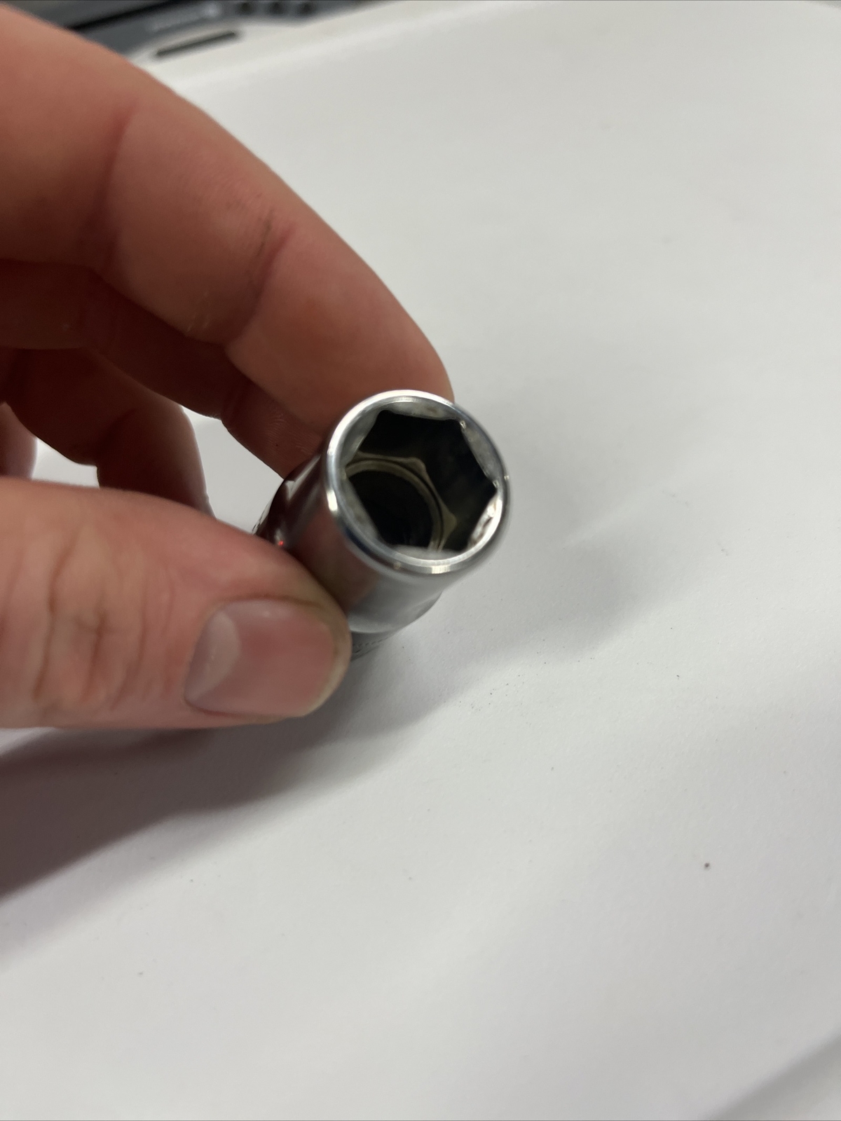 Snap-on Tools USA 1/2″ Drive 14mm Metric Shallow 6PT Chrome Socket TWM14A