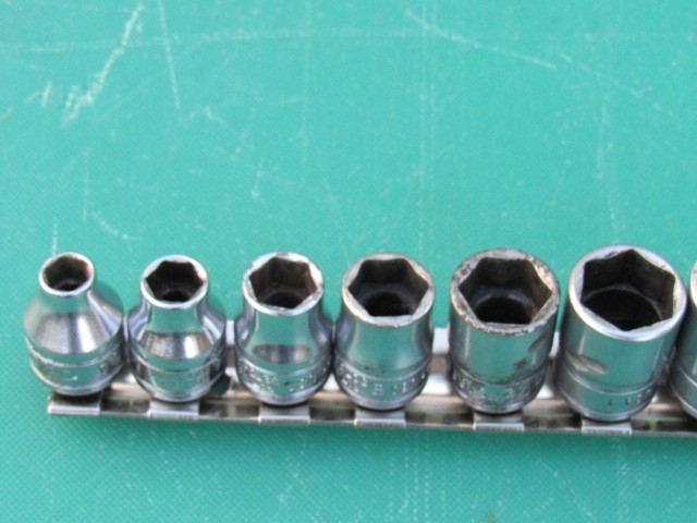 SNAP-ON 211FSY 3/8″ DRIVE 11PC SAE 6PT SHALLOW SOCKET SET 1/4″ – 7/8″ UNDERLINE