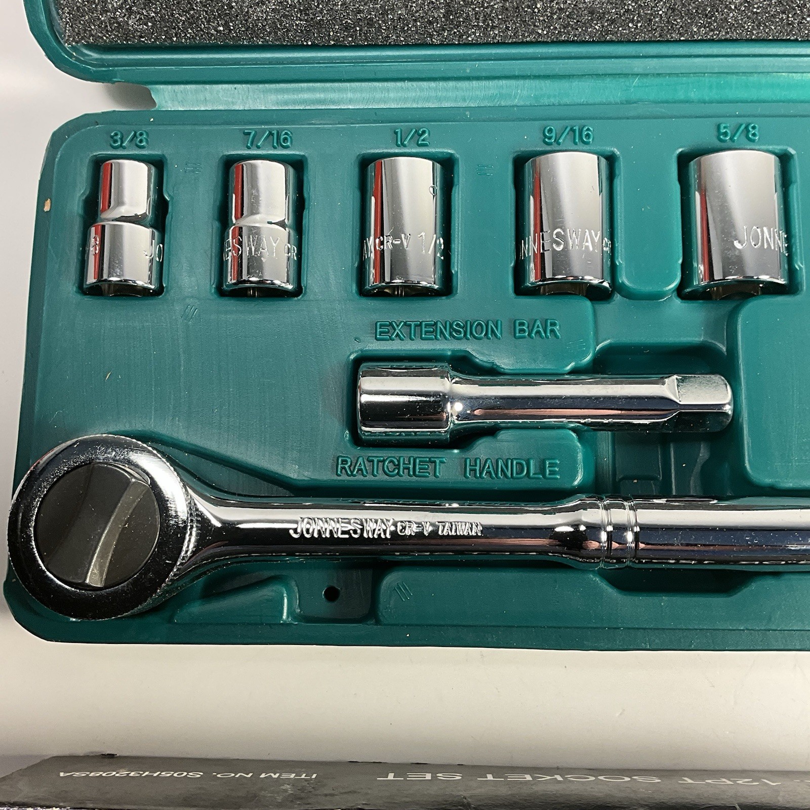 Jonnesway S05H3208Sa 8 Pc 12 point Socket Set 3/8″ Drive SAE 3/8 to 3/4