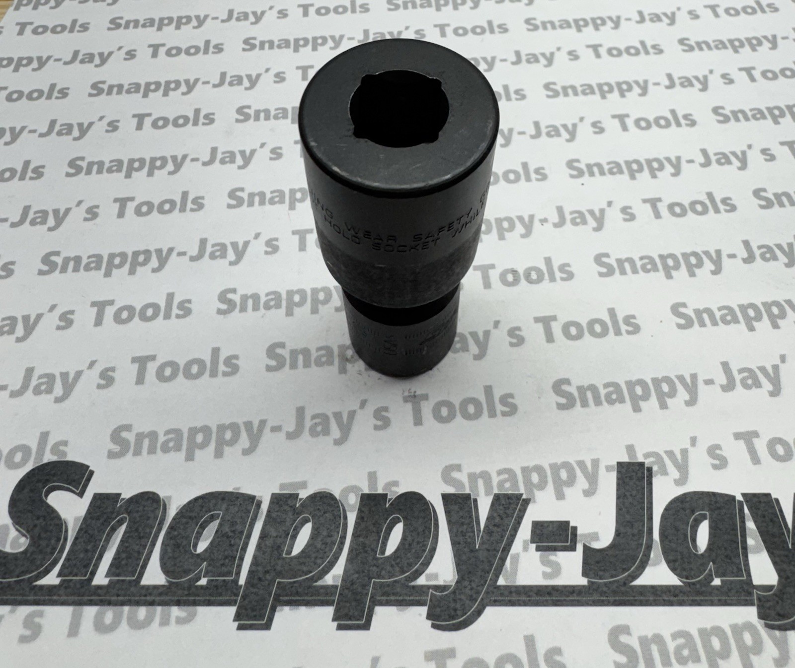 Snap-on Tools USA NEW 1/2″ Drive 17mm Metric 6PT Impact Swivel Socket IPLM17C