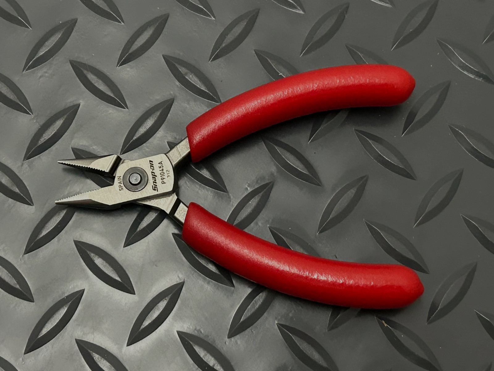 Snap-on Tools RED 4-1/2″ P-Series Precision Snipe Nose Pliers P91045A NEW SPAIN