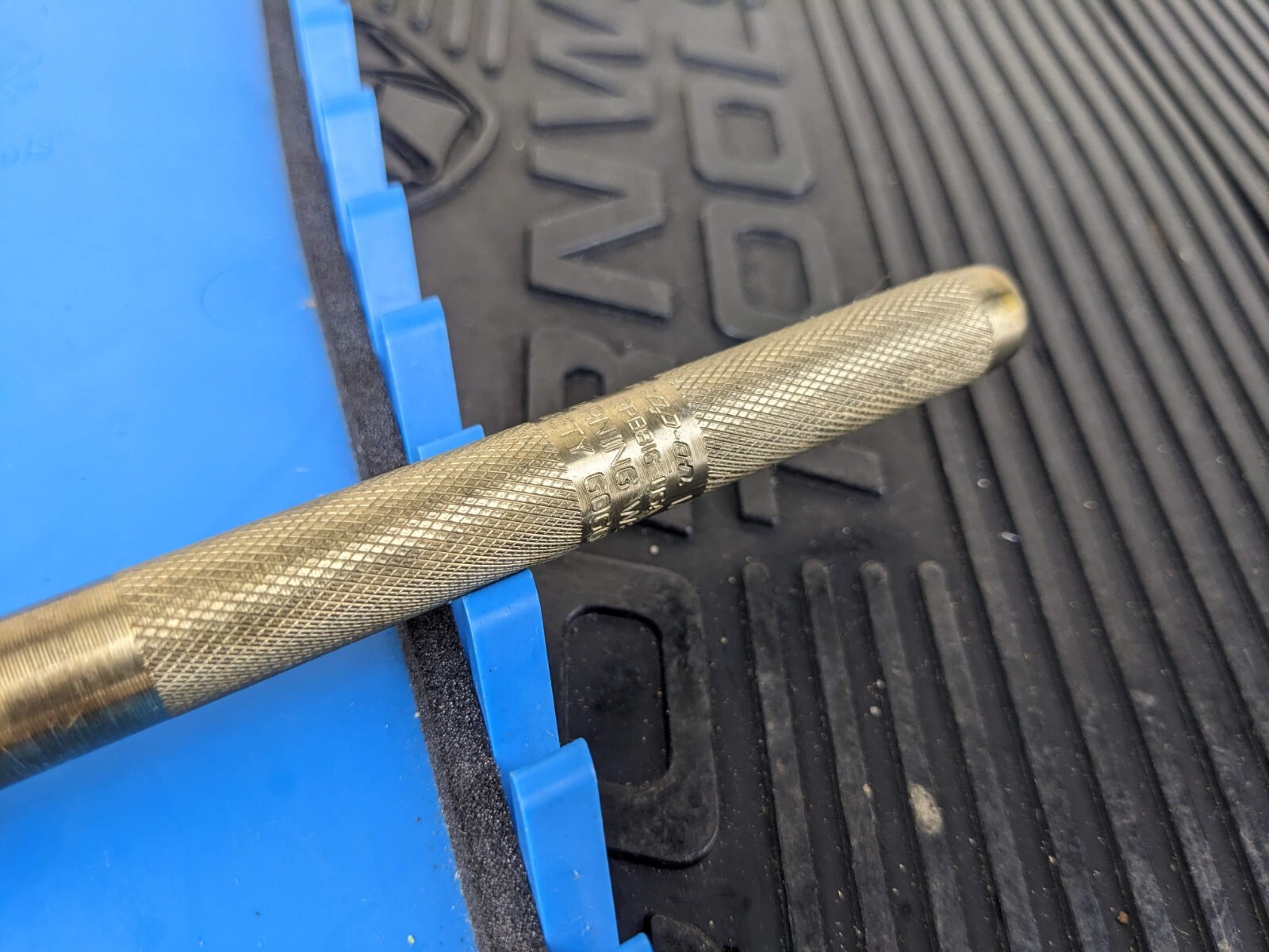#bb191 Snap On Tools Brass 1/2″ Drift Punch 8 inches PPB816A