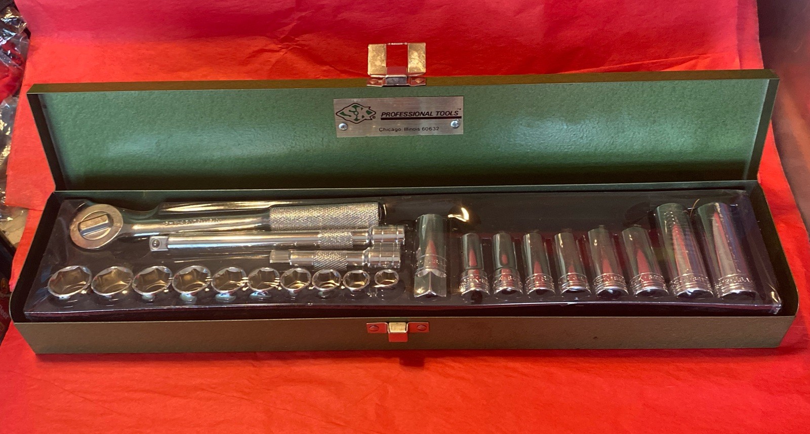 NEW-Vtg S-K SK 3/8″ drive Metric SOCKET SET ~ 45170 Ratchet-22 Piece SET!
