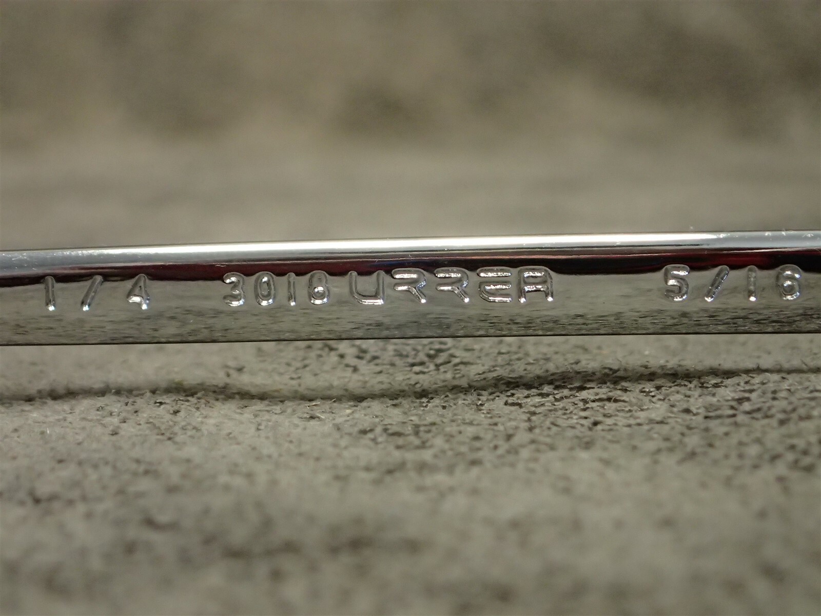 #3018 URREA 1/4″ x 5/16″ Open End Chrome Wrench Chrome Steel Alloy (BN10)