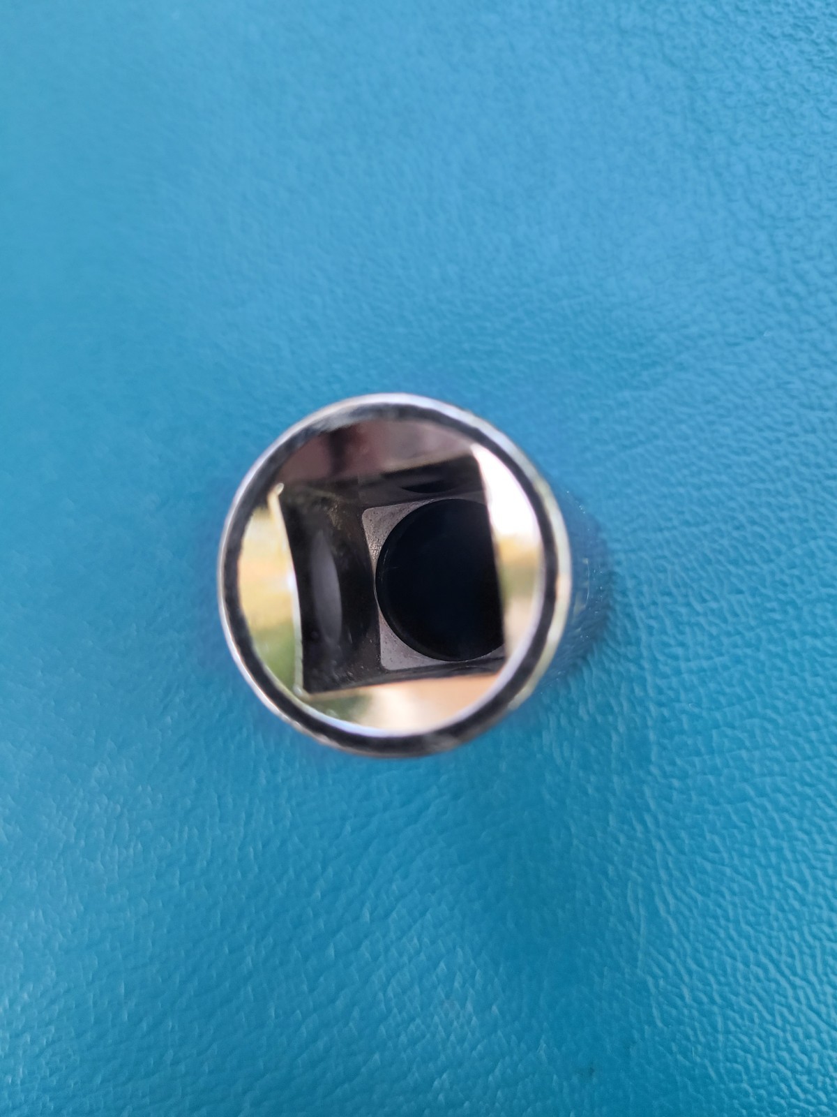 Craftsman -G-44236 Socket 15mm 12 Point 1/2″ Drive.
