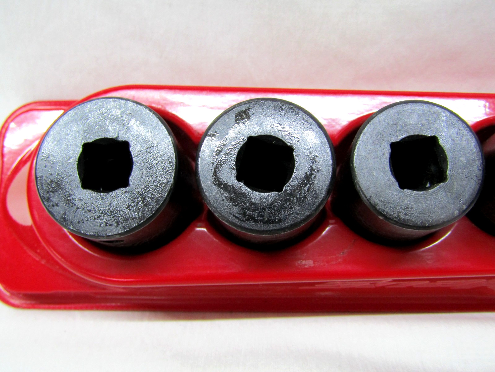 Snap-On IMFS, 5/16-7/8, 10 Piece, 3/8″ Drive, SAE Socket Set w/ Magnet Tray