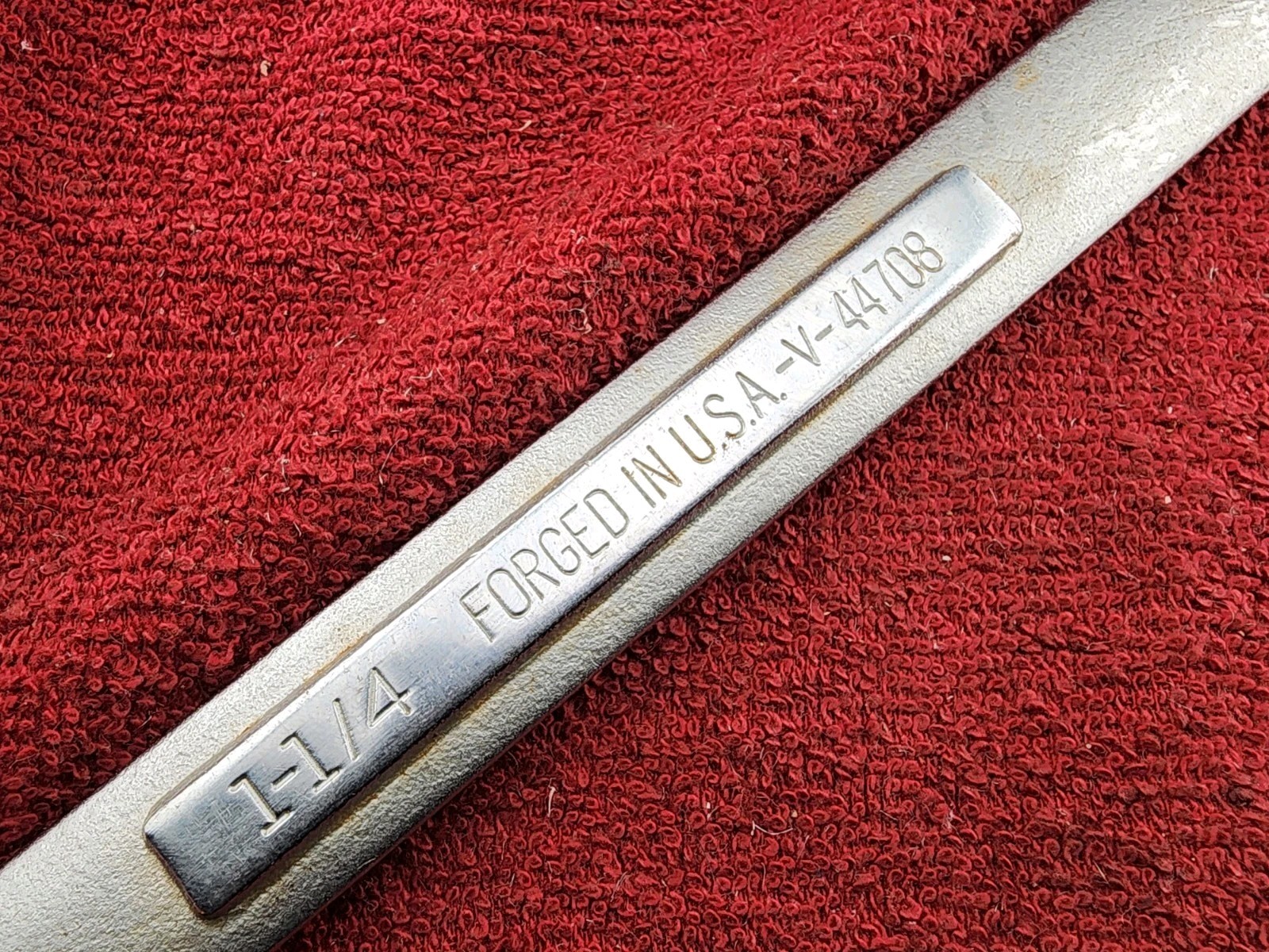 Craftsman USA 1-1/4 Combination Wrench 12-Point #44708 V-Series