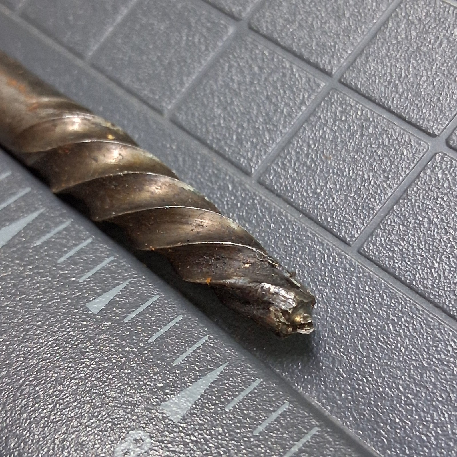 Vintage Dayton #4 Spiral Fluted Twist 5/16″ Bolt Screw Extractor Bit