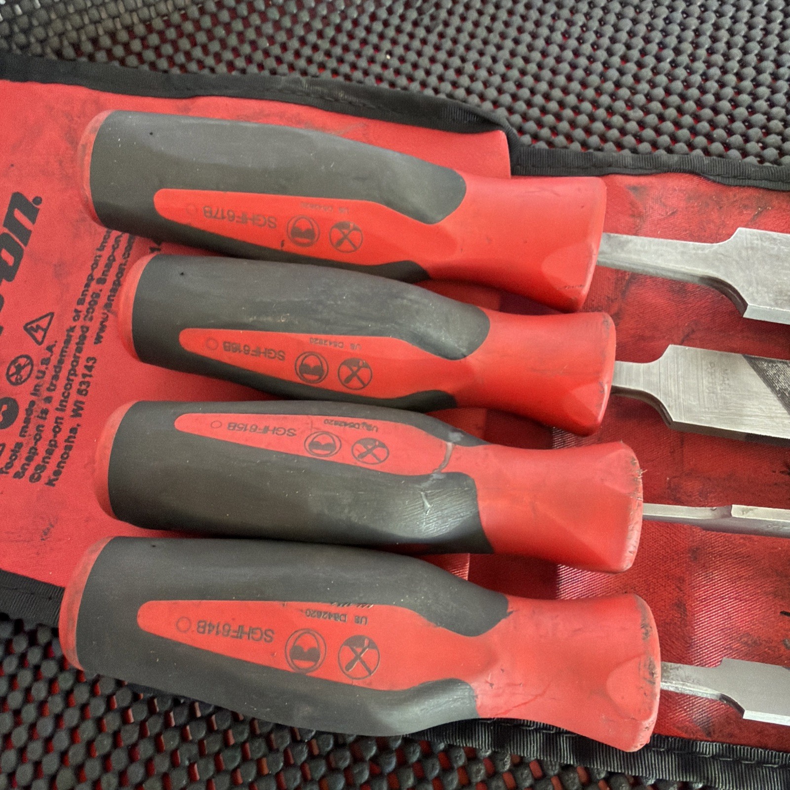 Snap On Tools Bastard Cut Mill File Set 4pc Red Soft Handle W/ Pouch SGH300A