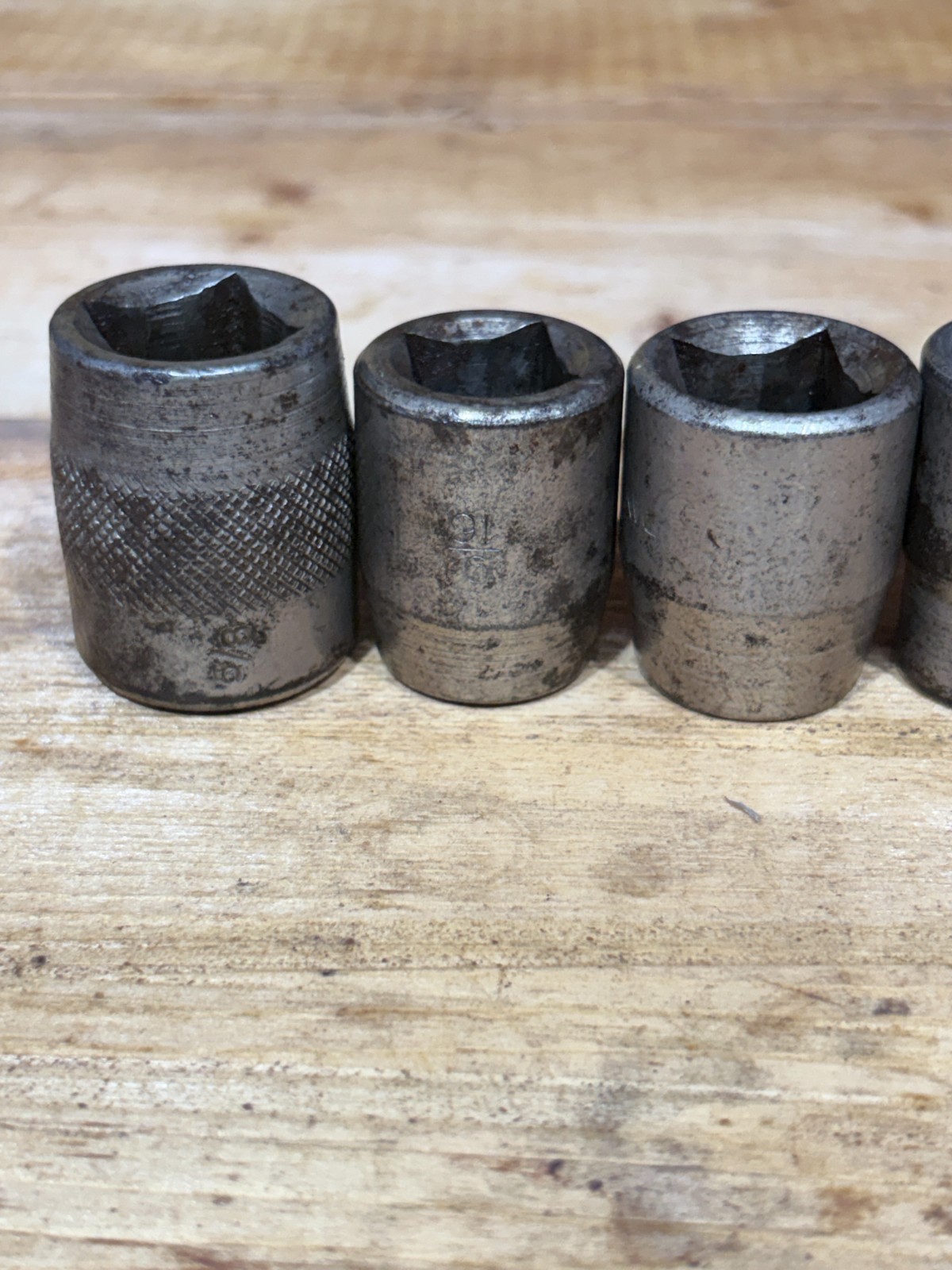 Lot of 6 Vintage Sockets 1/2″ & 3/8″ drive 4 Point Models 5/8 9/16 1/2 7/16 Ray