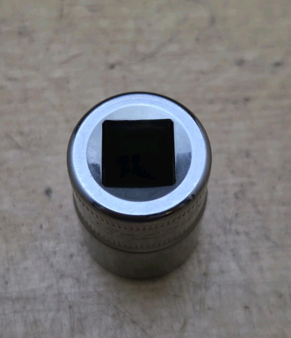 New Snap On FSM151 – 3/8″ Drive 15mm Shallow 6 Pt Chrome Socket