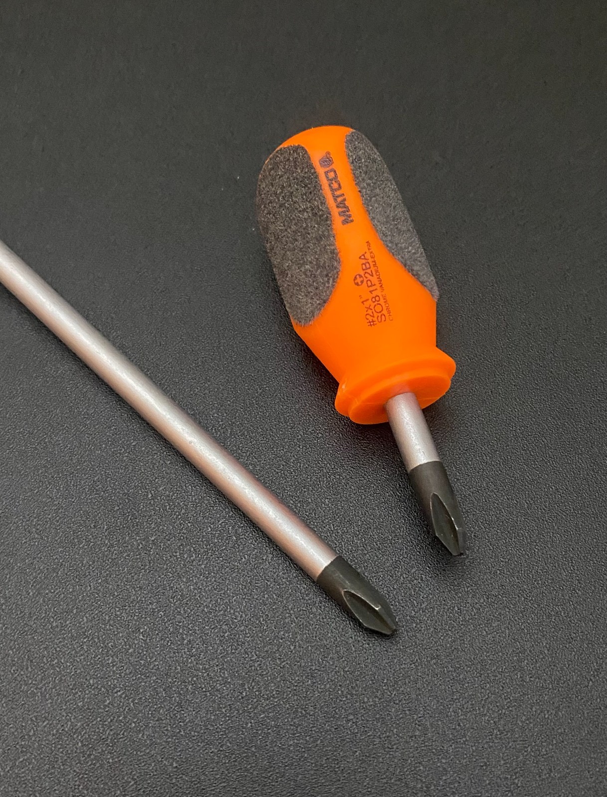 Matco Screwdriver Pair SPO812P2CA [ 12″ Blade ] + [ 1 Stubby 1″ Blade ]