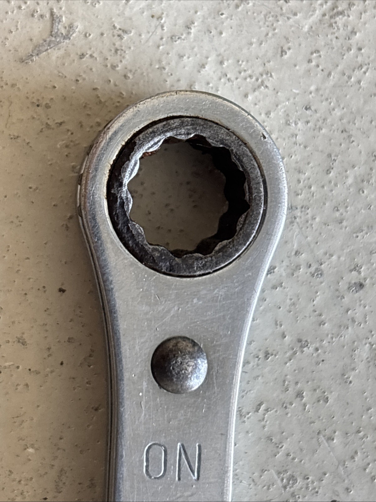 Snap-on 3/8″ x 7/16″ R1214A~12-pt Ratcheting Box Wrench