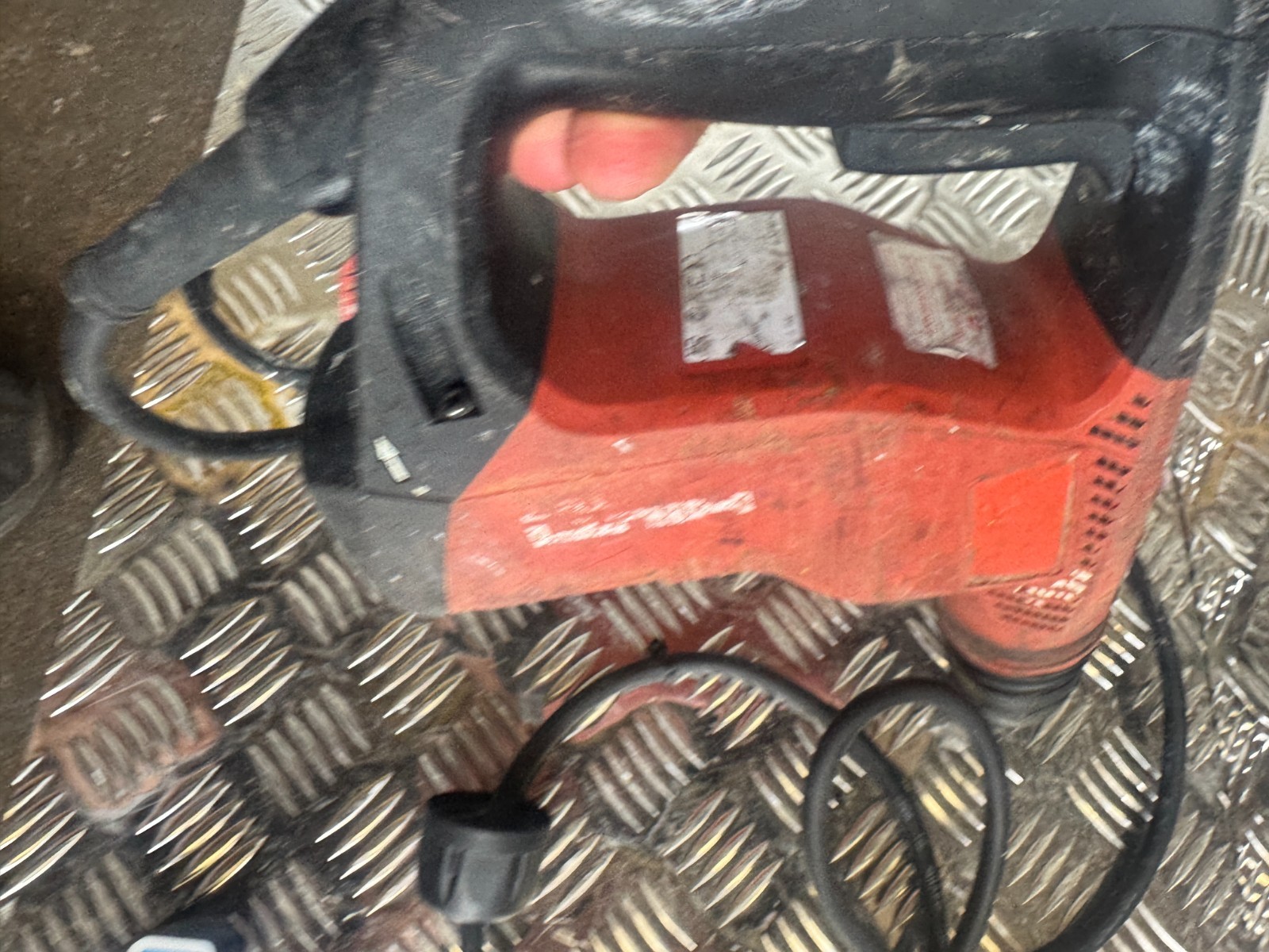 ⭐HILTI TE7 ROTARY HAMMER FAULTY SPARES/REPAIRS FREE POSTAGE 110V ⭐