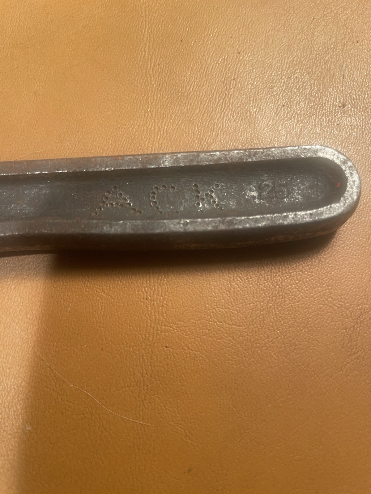 Vintage 9 IN AUTO Adjustable Pipe Wrench 9″ Long Opens to 2.5”
