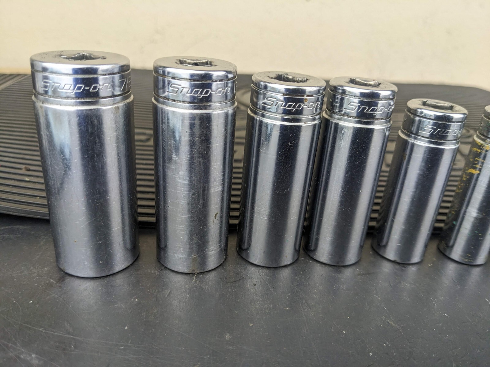 #bb702 Snap-On Tools Socket Set 211SFSY 3/8″ drive 6 Point Deep 1/4″ to 7/8″
