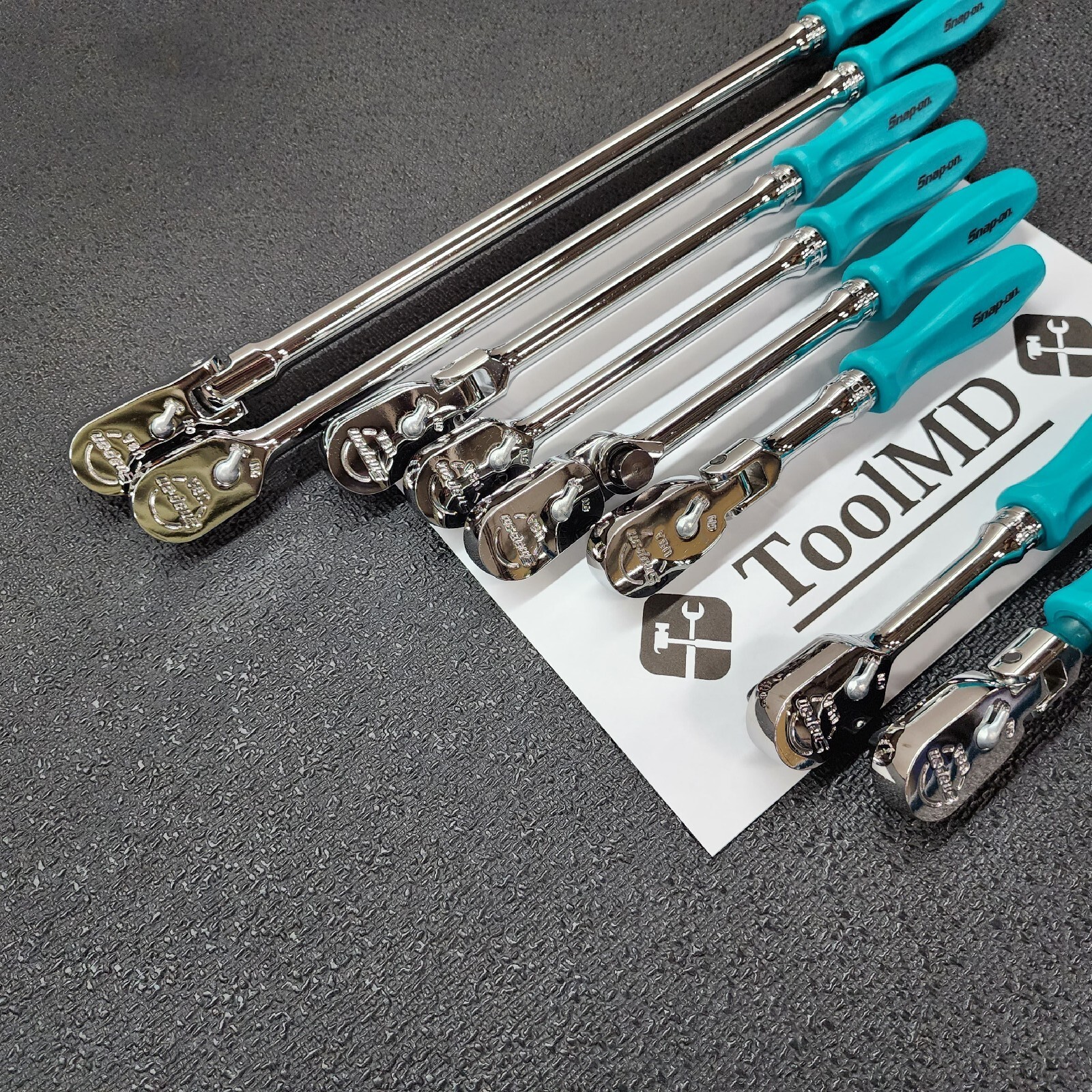 Snap-on Tools NEW 8pc TEAL Hard Handle 3/8″ Drive Fixed & Flex Head Ratchet Set