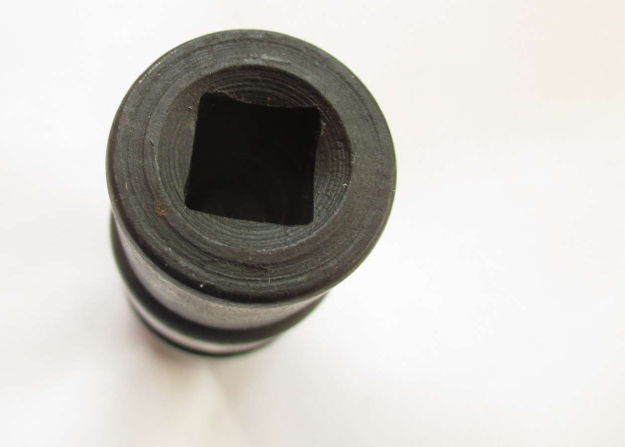 New SK / S-K Tools Metric Deep Swivel Impact Socket, 19mm. 3/8″ Drive. 6 Point