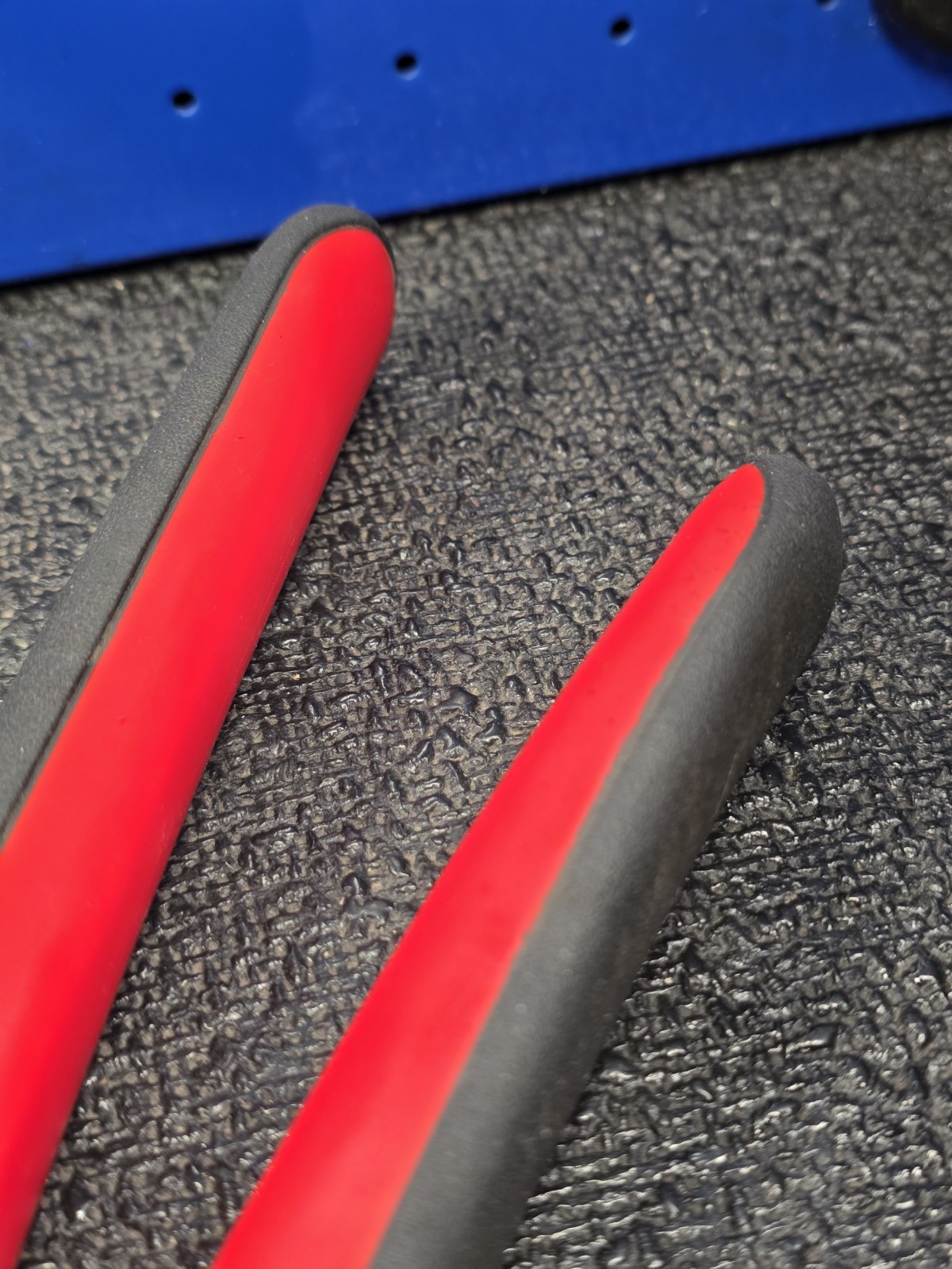 Blue-Point Tools AP12 12″ Adjustable Joint Pliers Red