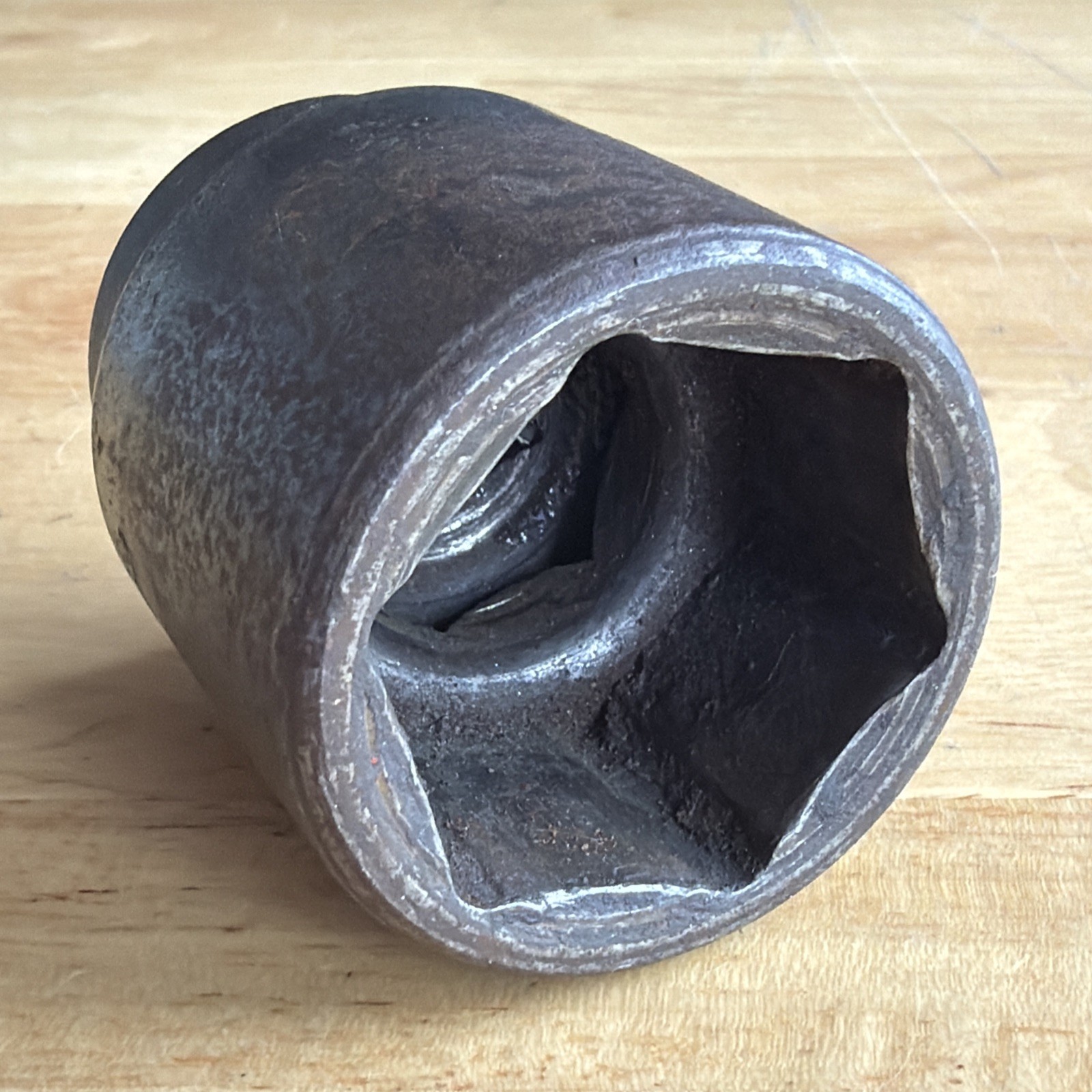 Snap On Tools 1-3/16″ 30mm Shallow Impact Socket 1/2″ Drive 6 Point IM380 USA
