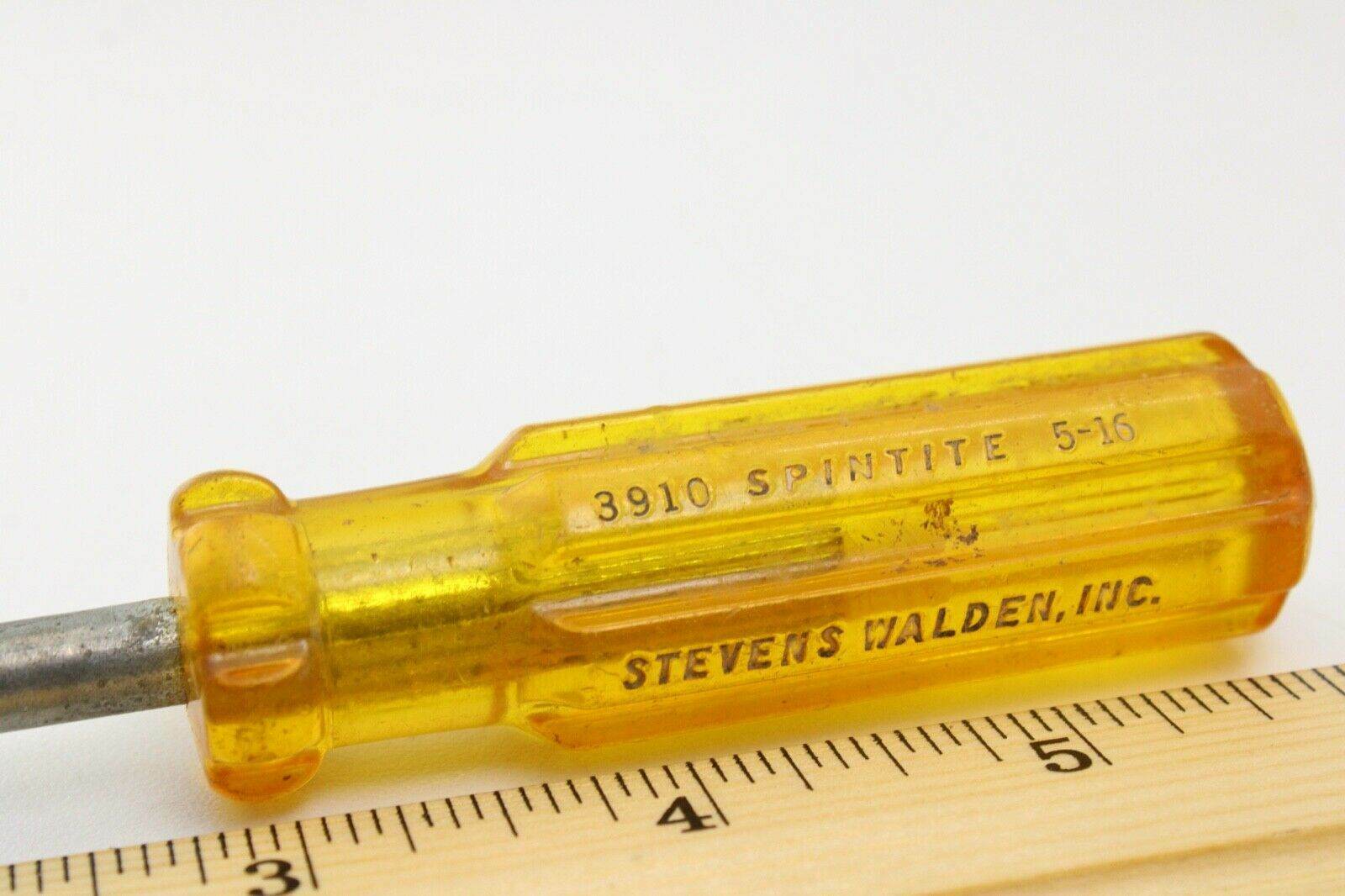 Spintite 3910 9/16″ Amber Hard Handle Nut Driver USA