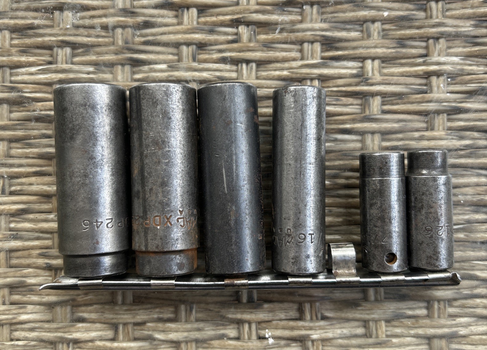 Mac Tools 3/8″ Drive SAE Deep Impact Socket Set 6 Pt XDPxx6 Series