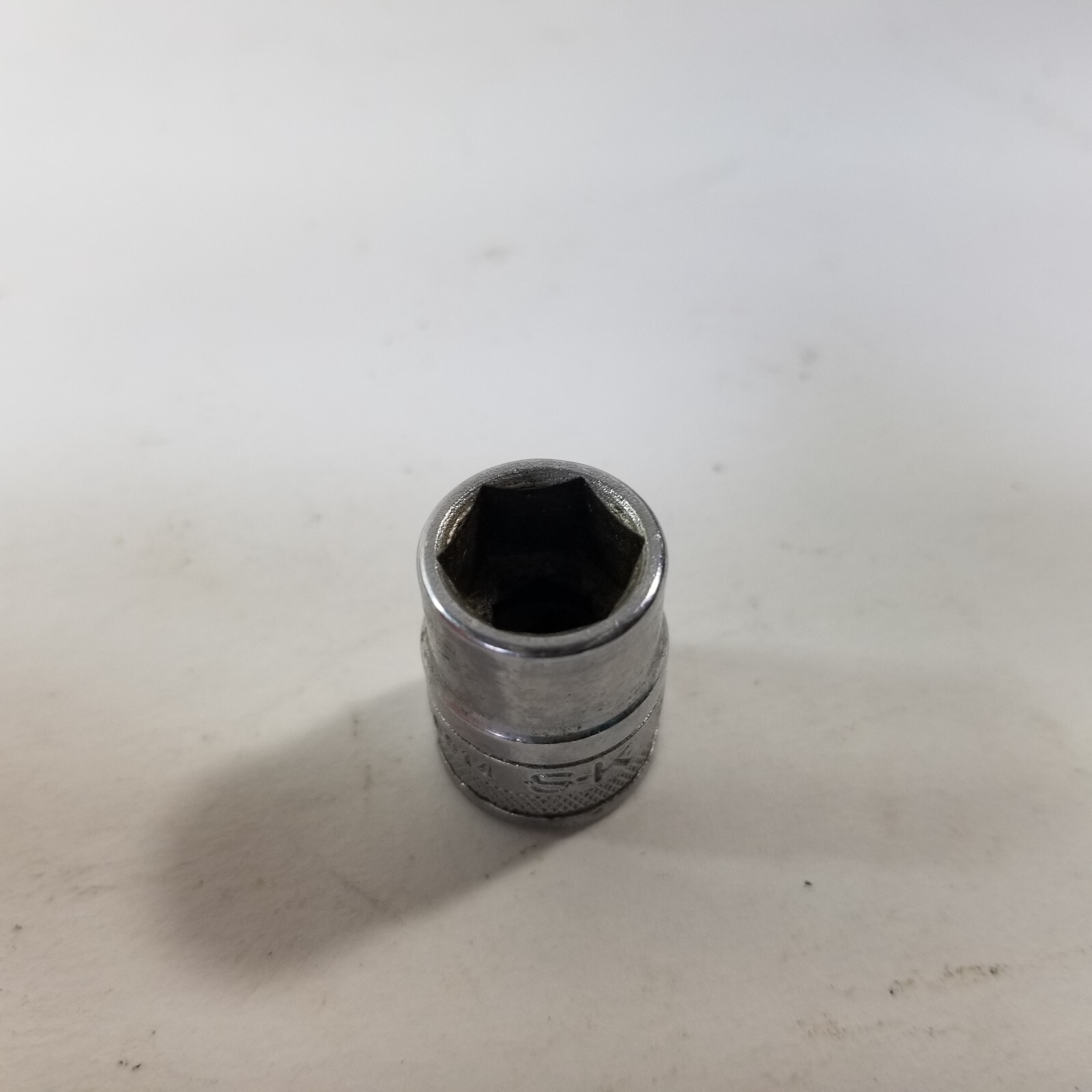 Vintage S-K 40914 7/16in. 6pt 1/4 dr. Knurled Shallow Socket USA Made