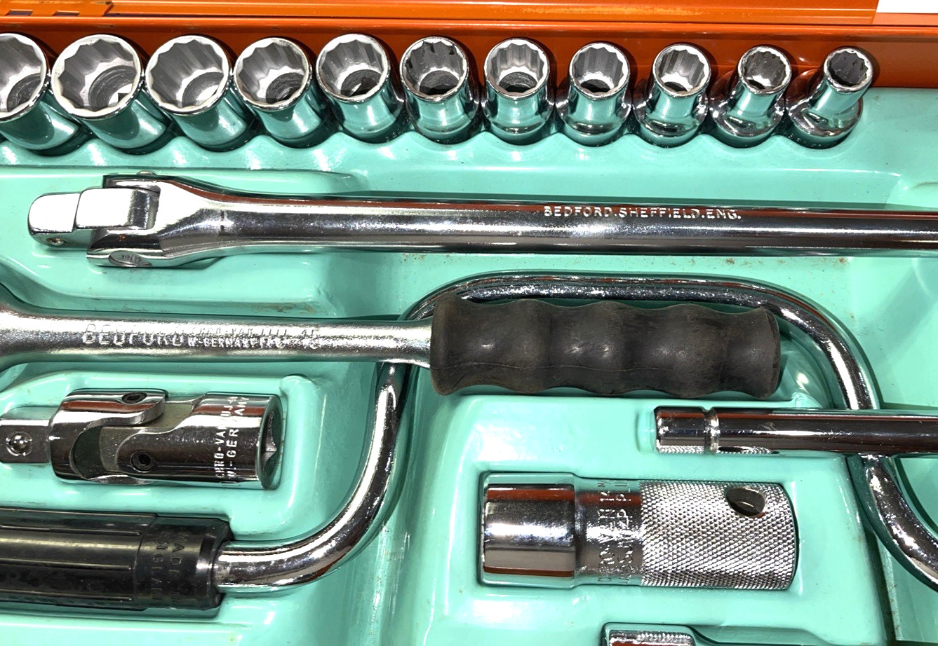 BEDFORD SHEFFIELD TOOLS NEW 1/2 DRIVE 37 PIECE GENERAL SERVICE SET IN RED BOX