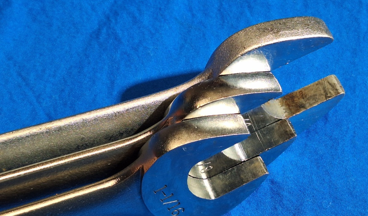 USA Craftsman 3pc SAE Large combination wrenches 1-1/4″, 1-1/8″ 1-1/16″ 44708 07