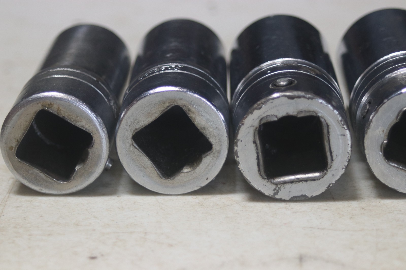 Lot of 5 Snap On 3/4 Inch Drive 6 Point Deep Sockets 15/16 – 1-1/4