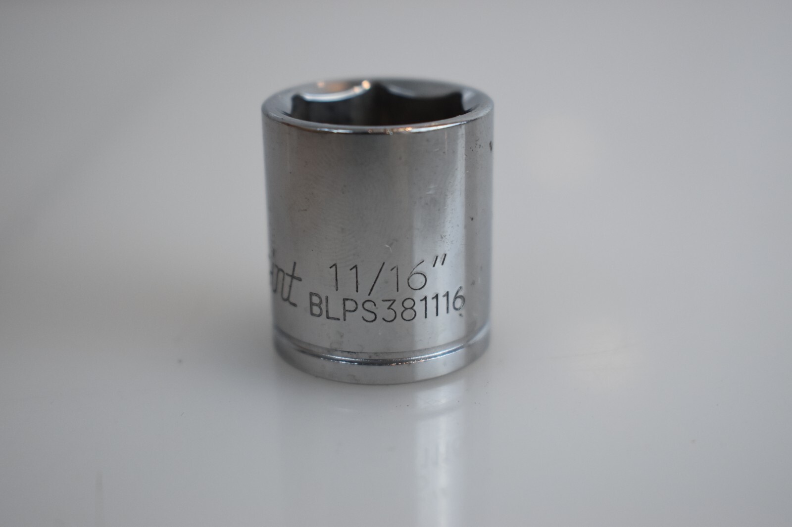 Blue Point Tools BLPS381116 11/16″ SAE Shallow Socket 3/8″ Drive 6 Point Chrome