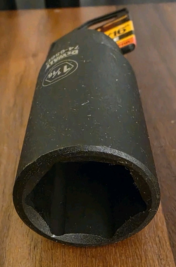 DeWalt 1-1/16″ Deep Impact Socket 1/2″ Drive 6-Point 74-656D DWMT74656OSP NOS