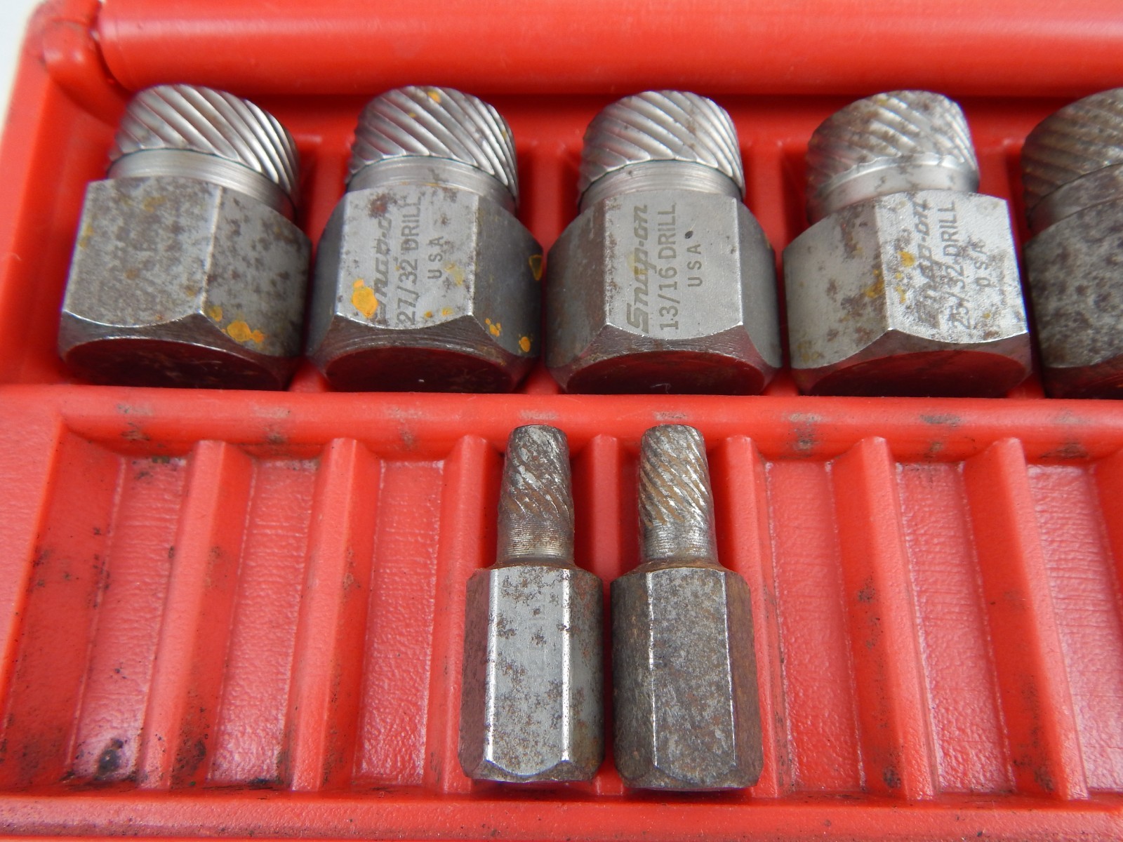 Snap-on REX25A 16 of 25-Piece Set Screw Extractors – Missing Most Small Sizes