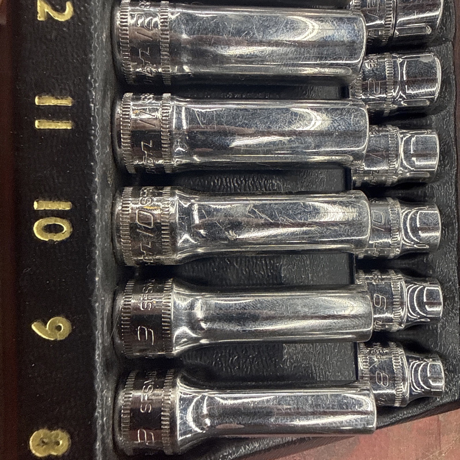 Snap-on 224SFFSM 3/8″ Drive Metric Shallow Deep 24Pc Socket Set (Damaged Tray)